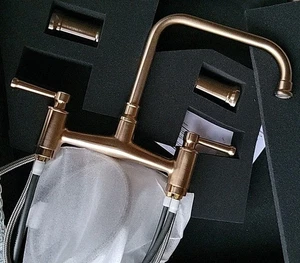 Brizo 62525LF-GL Bridge Kitchen Faucet Luxe Gold Artesso Side Sprayer 62525LFGL - Bild 1 von 17