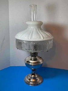 Antique ALADDIN Nickel No. 11 Table Oil Kerosene Lamp Chicago USA Working - Picture 1 of 24