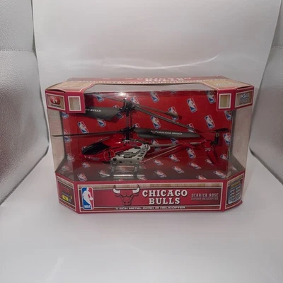 3.5 METAL GYRO IR HELICOPTER Chicago Bulls World Tech Toys Derrick Rose - Image 1 of 4