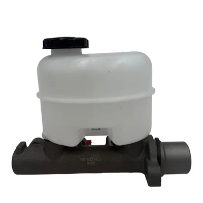 Brake Master Cylinder w/ Reservoir For 2004-2008 Ford F-150  Lincoln Mark LT - Image 1 of 4