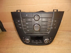 VAUXHALL INSIGNIA 2010 RADIO STEREO FACE UNIT WITH CLIMATE HEATER CONTROLS - Picture 1 of 4