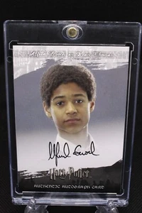 Alfred Enoch als Dekan Thomas signiertes authentisches Autogramm - Harry Potter Karte - Bild 1 von 2