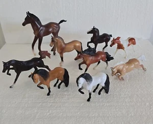  Breyer Horses Lot Of 9 ~ Vintage Collectible Models ~ Mixed Sizes - Picture 1 of 24