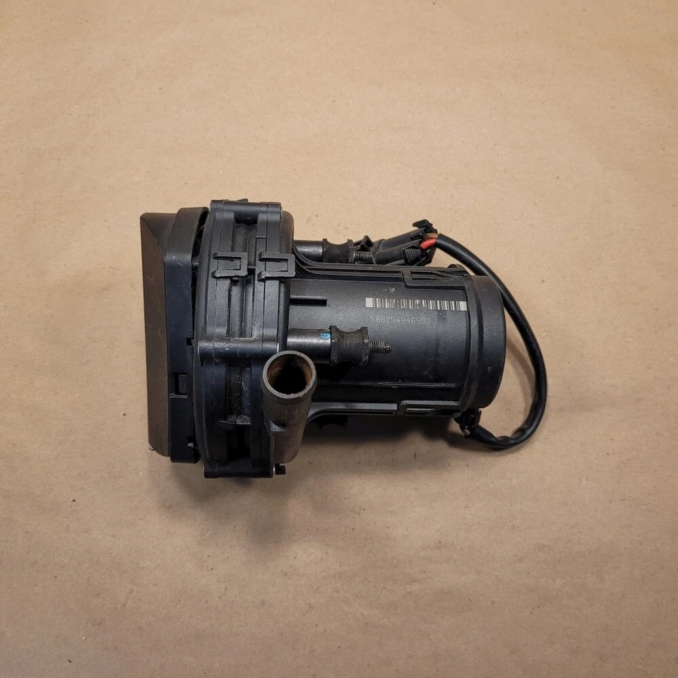 Bomba sistema aire secundario Ferrari 360 430 575 599 181 197 para piezas o reparación Foto 1 de 4