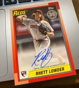 2025 Topps 1990 Auto Rhett Lowder RC #90B2-RL Cincinnati Reds - Topps Certified - Picture 1 of 2