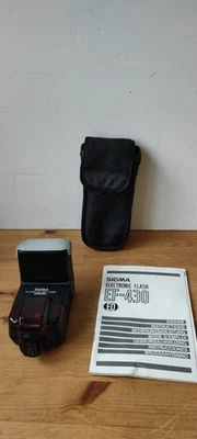 Sigma EF-430 EO Electronic Camera Flash with Case & Instructions - Tested & Work - Image 1 of 4