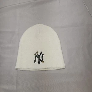 New York Yankees De Colección Gorro Tejido Blanco Invierno Sombrero Mujer Juvenil Camuflaje Letras - Imagen 1 de 3