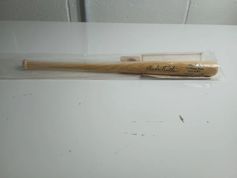 Mini Babe Ruth 714 Home Runs 2211 R.B.I. Hall Of Fame Wood Bat COA for Replica Cover