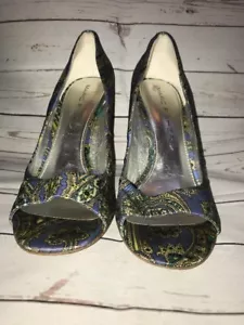 Marc Fisher Samelia 2 Green Multi Satin Paisley Heels Women's 9.5M - Picture 1 of 6