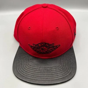Air Jordan Mütze Herren rot schwarz Jumpman Bred Wings Snap Back Cap - Bild 1 von 7
