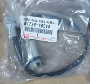 Cavo Freccia laterale parafango Toyota Land Cruiser 80 8173560060 81735-60060 - Bild 1 von 1