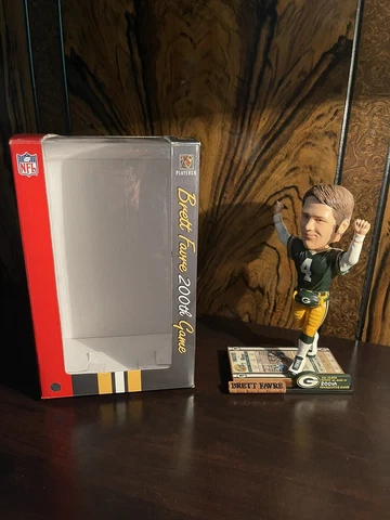 Unique 2005 Green Packers Brett Favre "200th Start" Ticket Base Bobble head Cover