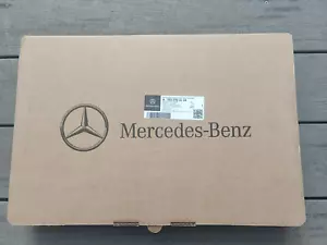 New Genuine 9 Speed Transmission Oil Pan for Mercedes Benz A7252703114 - Picture 1 of 7