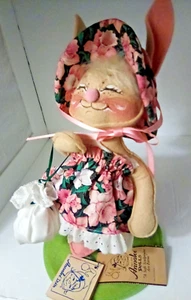 Annalee 10" Easter Parade Girl Bunny 1997 #0654 NWT - Picture 1 of 4