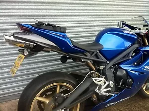 Triumph Daytona 675 2009 - 2012 Silenziatore Inox Ovale Legale Per Strada - Foto 1 di 1