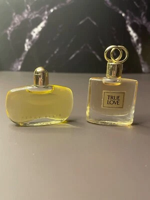 Perry Ellis Eau De Toilette 7 ml mini/de colección Elizabeth Arden true love mini 3,7 m Foto 1 de 2