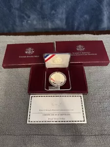 1998 S Robert F Kennedy Proof Silver Dollar Commemorative RFK Coin Box and COA - Picture 1 of 3