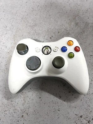 GENUINE Microsoft XBox 360 WHITE Wireless Controller gamepad OFFICIAL - Image 1 of 4