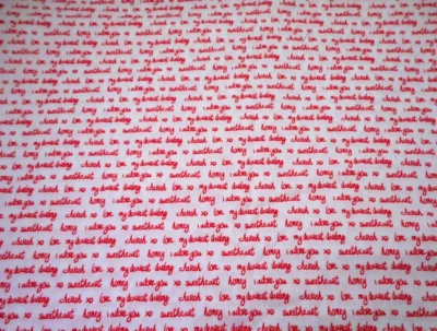 Tela de San Valentín por yarda roja escritura palabras de amor blanco Kaufman algodón C Foto 1 de 3