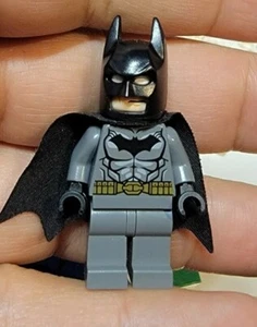 Lego Batman 76055 76026 Dark Bluish Gray Suit Super Heroes Minifigure - Picture 1 of 4