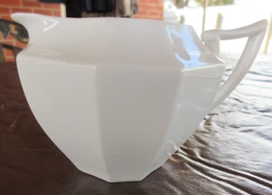 Vintage Shelley Queen Anne White Bone China Creamer Milk Jug Rgd 723404 England - Picture 1 of 11