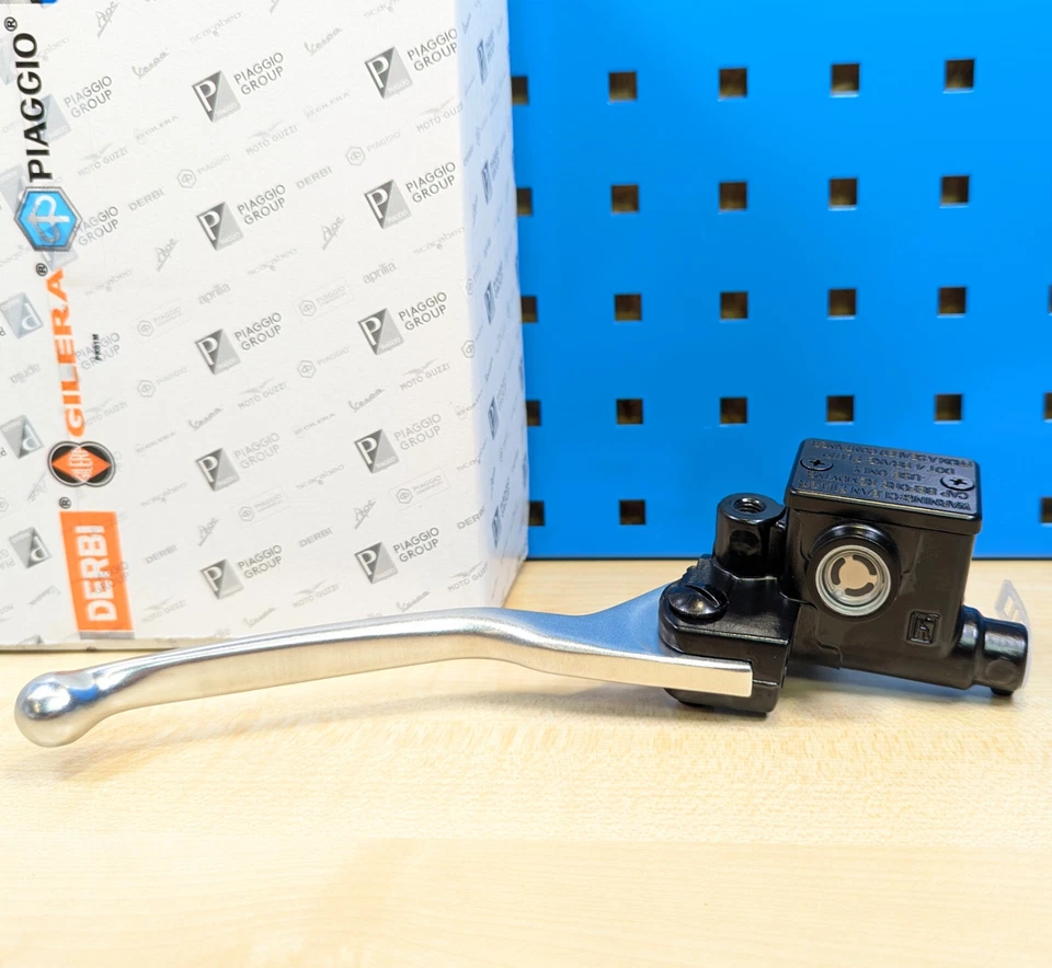 Pompa freno anteriore destra Piaggio Vespa 50 LX 2005 2008