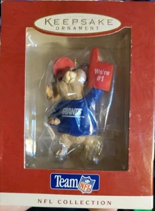 Hallmark “New York Giants” 1996 Ornament Football Vintage NFL QSR6471 (NIB) - Picture 1 of 3