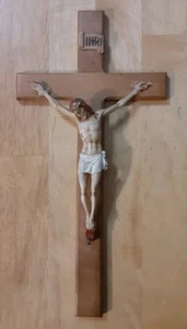 Crucifijo de Jesucristo de Colección en Cruz de Madera de 12" Hecho en Italia - Imagen 1 de 7
