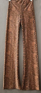 Free People Movement + Leggings Activos Acampanados Estampado Serpiente Animal Onzie Talla XS/S - Imagen 1 de 7