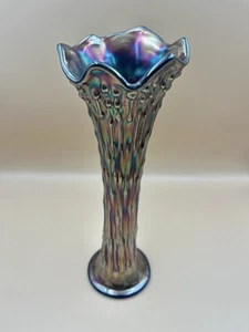 "Florero Fenton Carnaval Vidrio Duchas de Abril Baúl Amatista Base Azul 11,75""" - Imagen 1 de 5