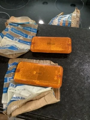 Juego de dos luces marcadoras laterales para camioneta Chevy GMC 1995-1996 915489 Foto 1 de 4