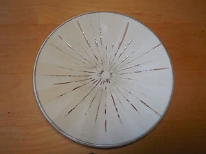 Pier 1 SANCTUARY piatti insalata 8 1/2" Starburst crema marrone 1 ea 10 disponibili - Foto 1 di 4