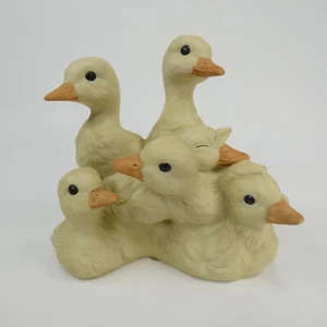 Vintage homco Duck Family figurine with 5 ducks Masterpiece Porcelain AIJM0 - Picture 1 of 12