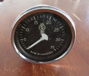 Kenworth tachometer - vintage mechanical drive - Picture 1 of 2