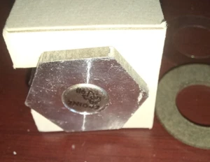 Texas Instruments 2N1042 PNP germanium transistor/NIB/TO-39 w, HS/ w, insulators - Picture 1 of 6