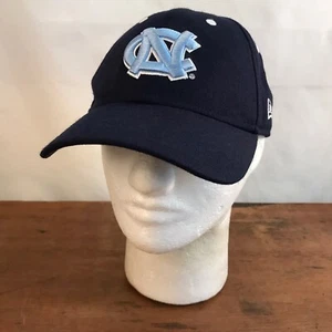 Gorra gorra North Carolina Tarheels NCAA New Era mezcla de lana talla 7 1/8 (CH42) - Imagen 1 de 7