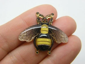 20 Bee pendants brown acrylic A301 - Picture 1 of 3