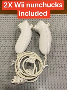 2x White Nintendo Wii Nunchucks Remotes RVL-004 OE Tested And working - Bild 1 von 6
