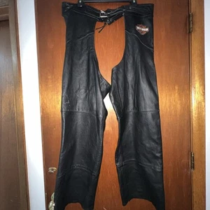 Harley Davidson Men's DELUXE Leather Motorcycle Chaps | XL Great Condition - Bild 1 von 23