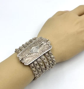 Silver Bracelet Lace Pattern 6 rows of Lace Chain - Middle has a Monogram. - Picture 1 of 8