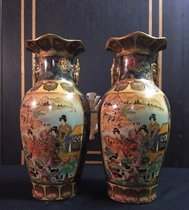 Pair Antique Japanese Hand Painted Royal Satsuma - Picture 1 of 9