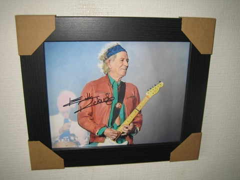 Keith Richards ; Hand Signed Photograph (8x10) Framed With CoA Cover
