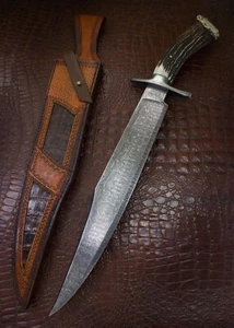 Hand Forged Damascus Steel Battle Ready Hunting Bowie Knife Crown Stag Handle - Picture 1 of 1