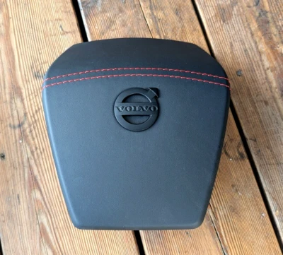 NEU LEDER Frontbezug für Volvo FM FH FMX 4er Lenkrad rote Naht - Bild 1 von 4