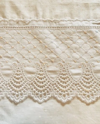 FIELDCREST CHARISMA БЕЛЫЙ КРУЖЕВНОЙ ГОРОШЕК КОРОЛЬ ПОДОДЕЯЛЬНИК ЧЕХОЛ 100% SUPIMA ХЛОПОК - Изображение 1 из 4