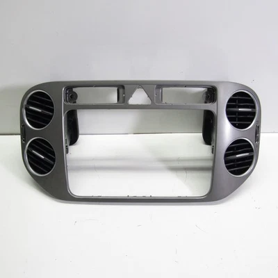 2009-2017 Volkswagen Tiguan Center Dash Radio Climate Bezel Trim Air Vent OEM Foto 1 de 4