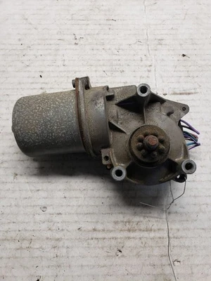 Windshield Wiper Motor Without Rain Sensor Fits 08-12 TAURUS 1323430 - Image 1 of 4