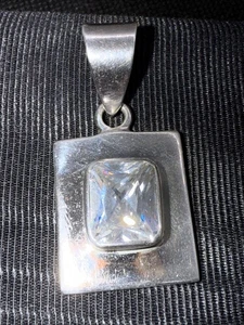 Pendant Silpada 925 Cubic Zirconia Clear Stone Sterling Silver Slide Pendant 925 - Picture 1 of 5