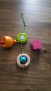 HABA Baby spielzeug Greifling Holz Motorik Feinmotorik Rassel Kinderwagen - Bild 1 von 4