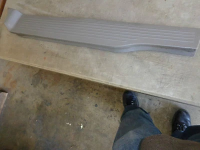 Tablero de piso para puerta corredera de pasajero 99 00 01 Ford Windstar LX furgoneta blanca  Foto 1 de 2
